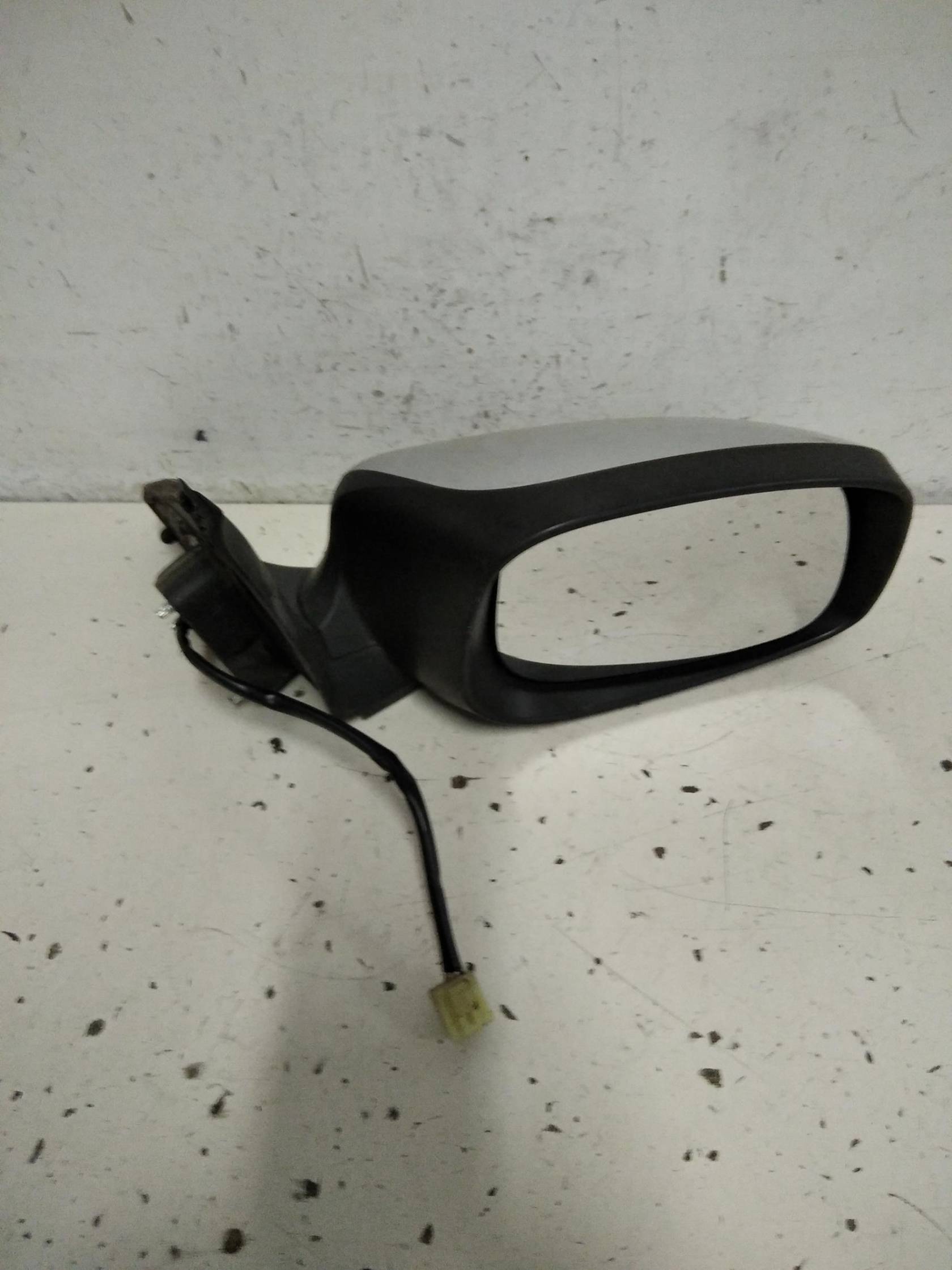 Retrovisore est. regolaz. elettr. dx.